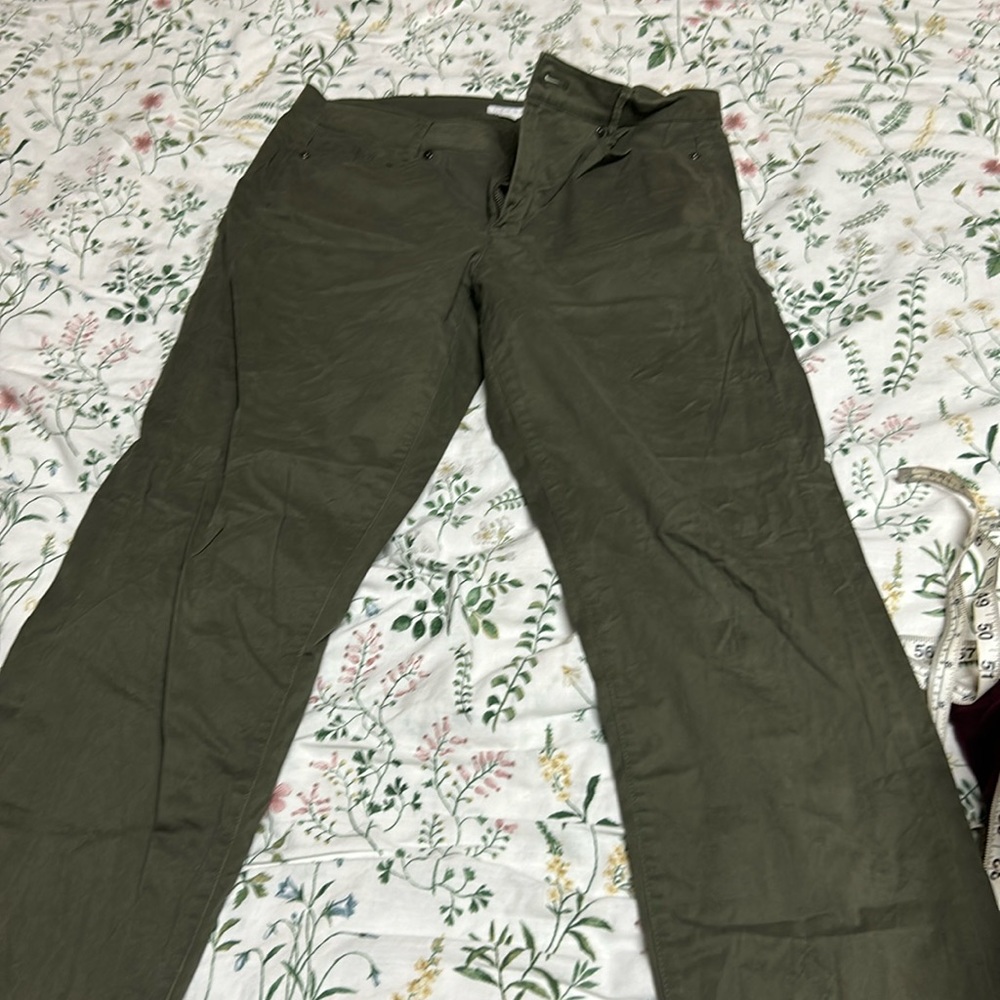 J Jill Live in Chinos size 10 Tall. great shape.